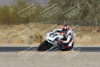 media/Dec-05-2024-Racers Edge (Thu) [[e102e0690b]]/3-B Group/Session 4 Turn 2/